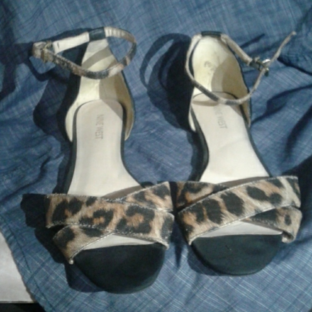 Nine West sandals black & animal print leather